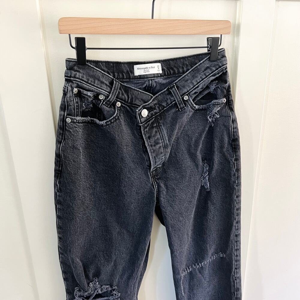 Abercrombie & Fitch The Dad High Rise Distressed Black Jeans Size 27 / 4 - Picture 3 of 7